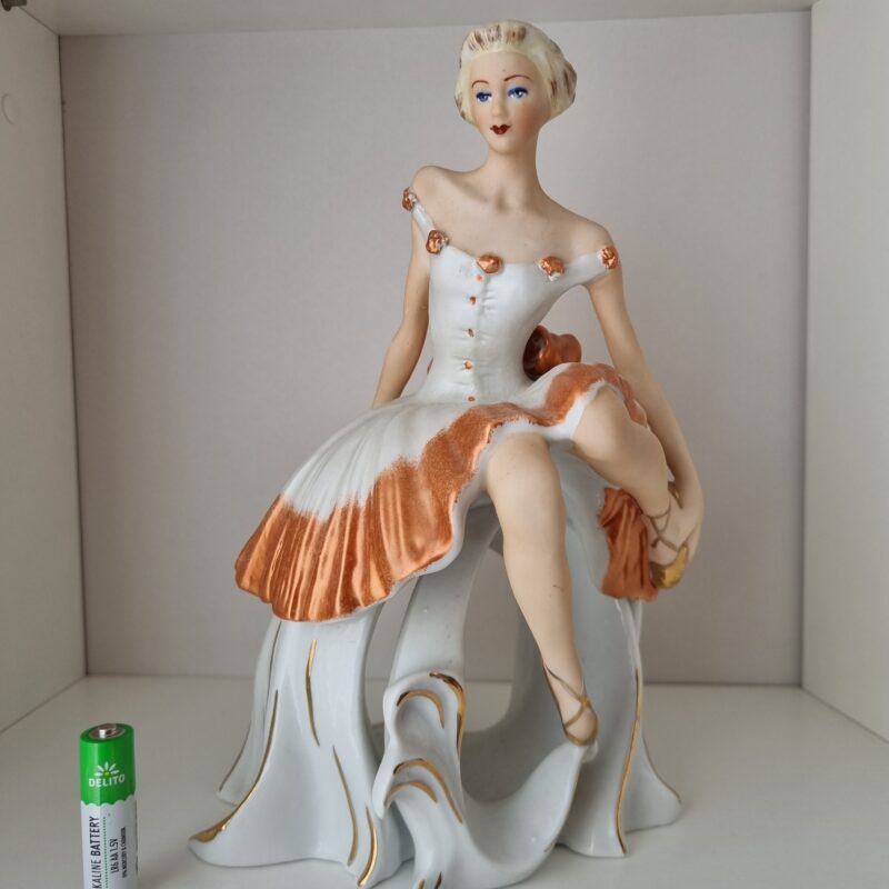 Baletnica | średnia figura porcelanowa | figura.014