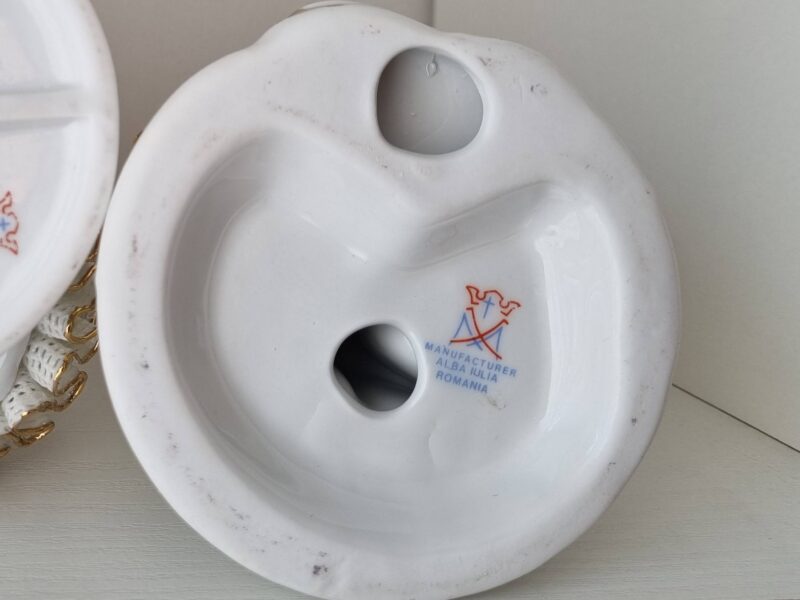 Hrabia na&nbsp;spacerze z&nbsp;psem | duża figura porcelanowa | figura.011 - zdjęcie 1